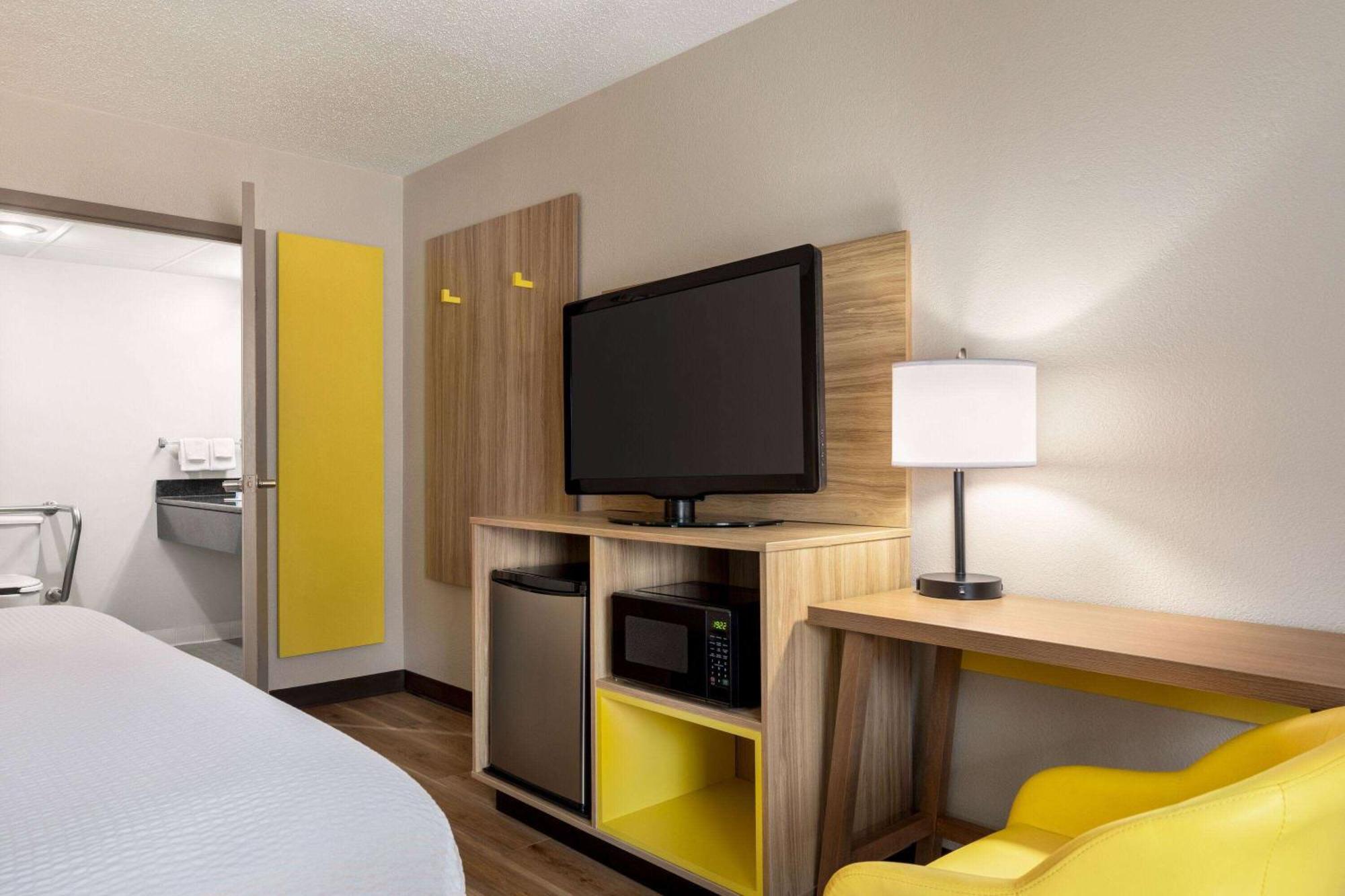 Days Inn By Wyndham Kuttawa/Eddyville Экстерьер фото
