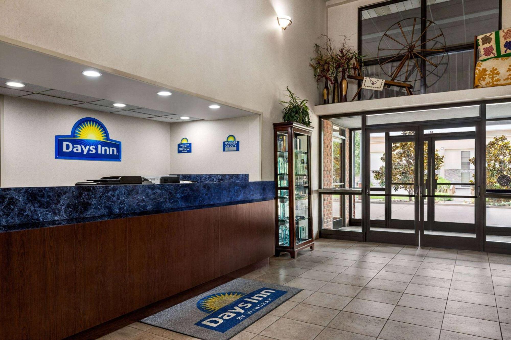 Days Inn By Wyndham Kuttawa/Eddyville Экстерьер фото