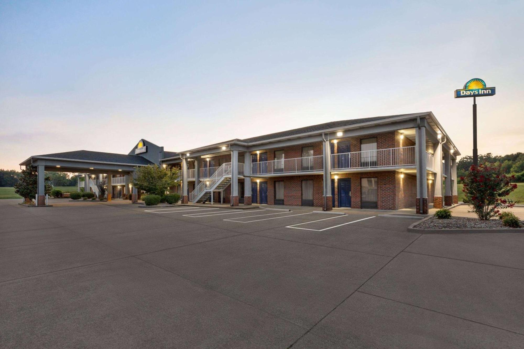 Days Inn By Wyndham Kuttawa/Eddyville Экстерьер фото